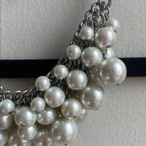 WHITE HOUSE BLACK MARKET | Pearl Necklace